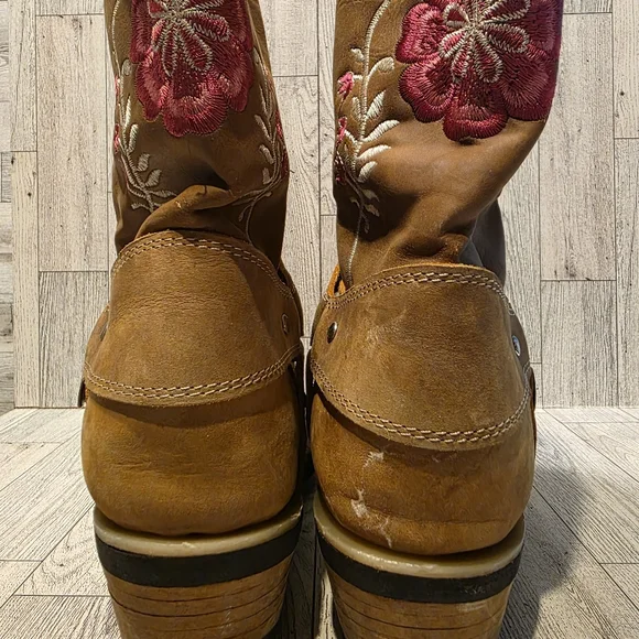 Brown Embroidered Western Boots - Picture 3 of 6